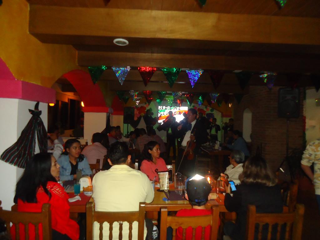 Hotel Villa De Cortez Xicotepec de Juarez Exterior foto